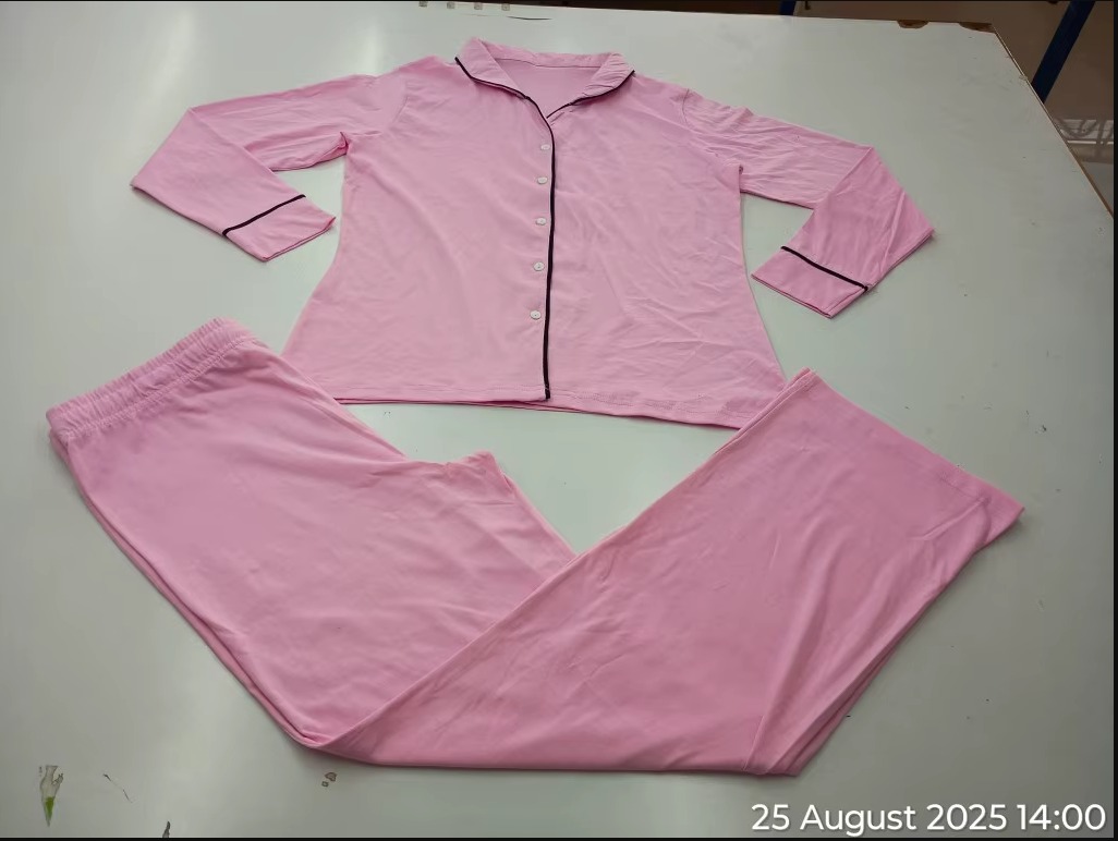 Women's Piped Pyjama Set